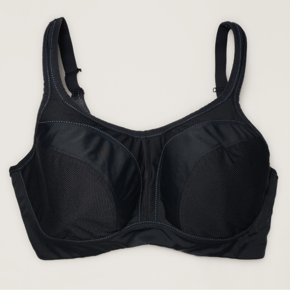 34DDDD Chantelle Everyday High-Support Sports Bra Black Exercise Underwire